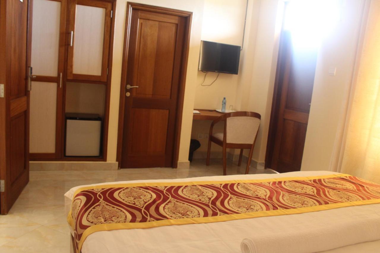 Prinias Hotel كيزيمو المظهر الخارجي الصورة