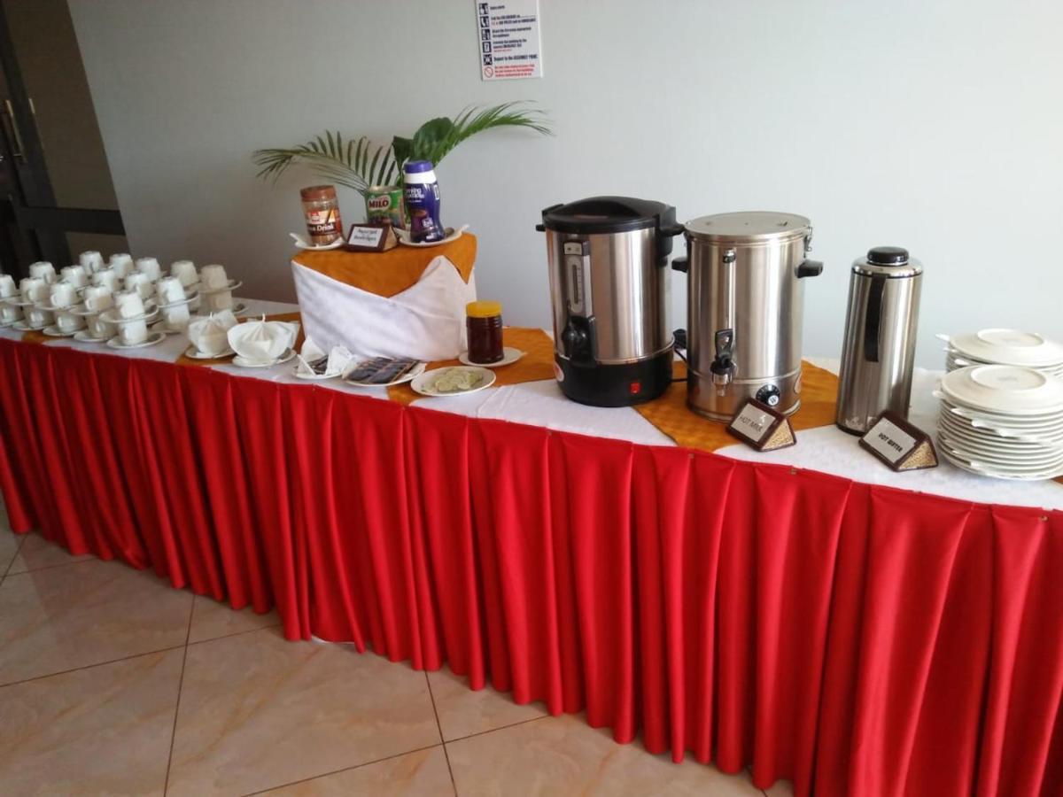 Prinias Hotel كيزيمو المظهر الخارجي الصورة