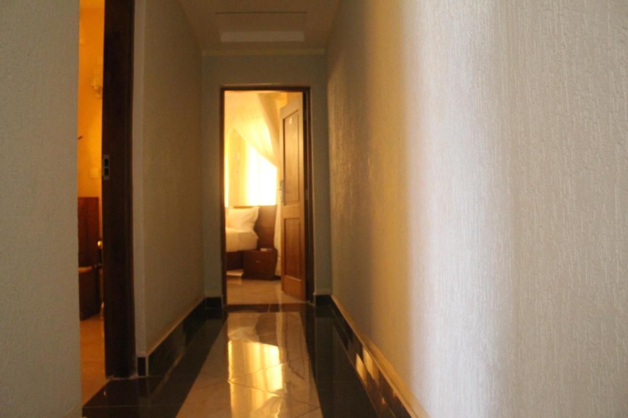 Prinias Hotel كيزيمو المظهر الخارجي الصورة