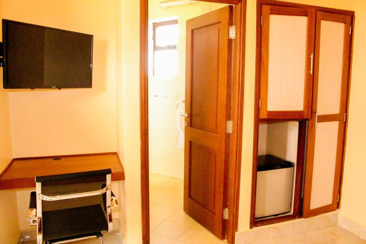 Prinias Hotel كيزيمو المظهر الخارجي الصورة